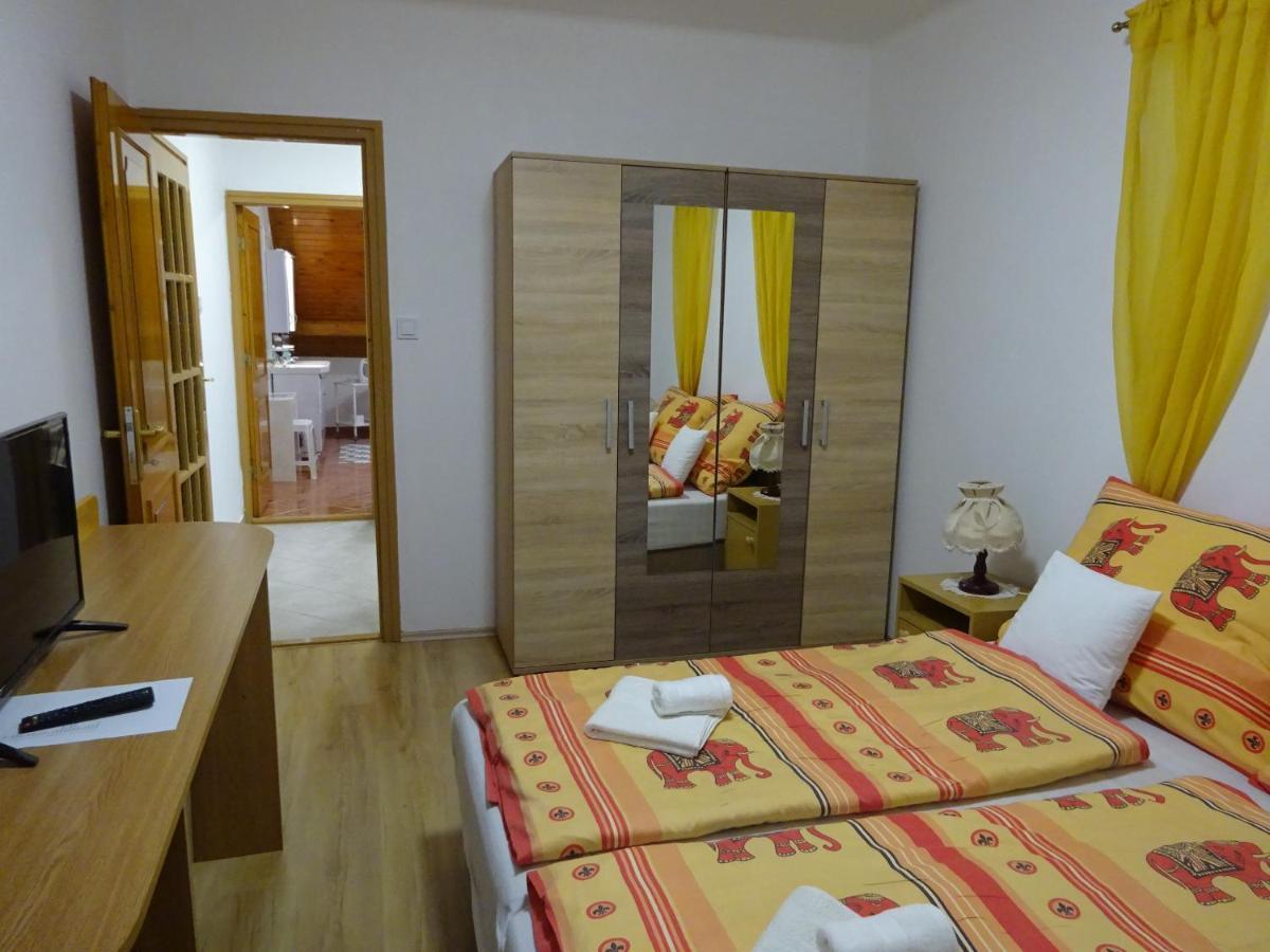 Era Apartman Harkány Exterior foto