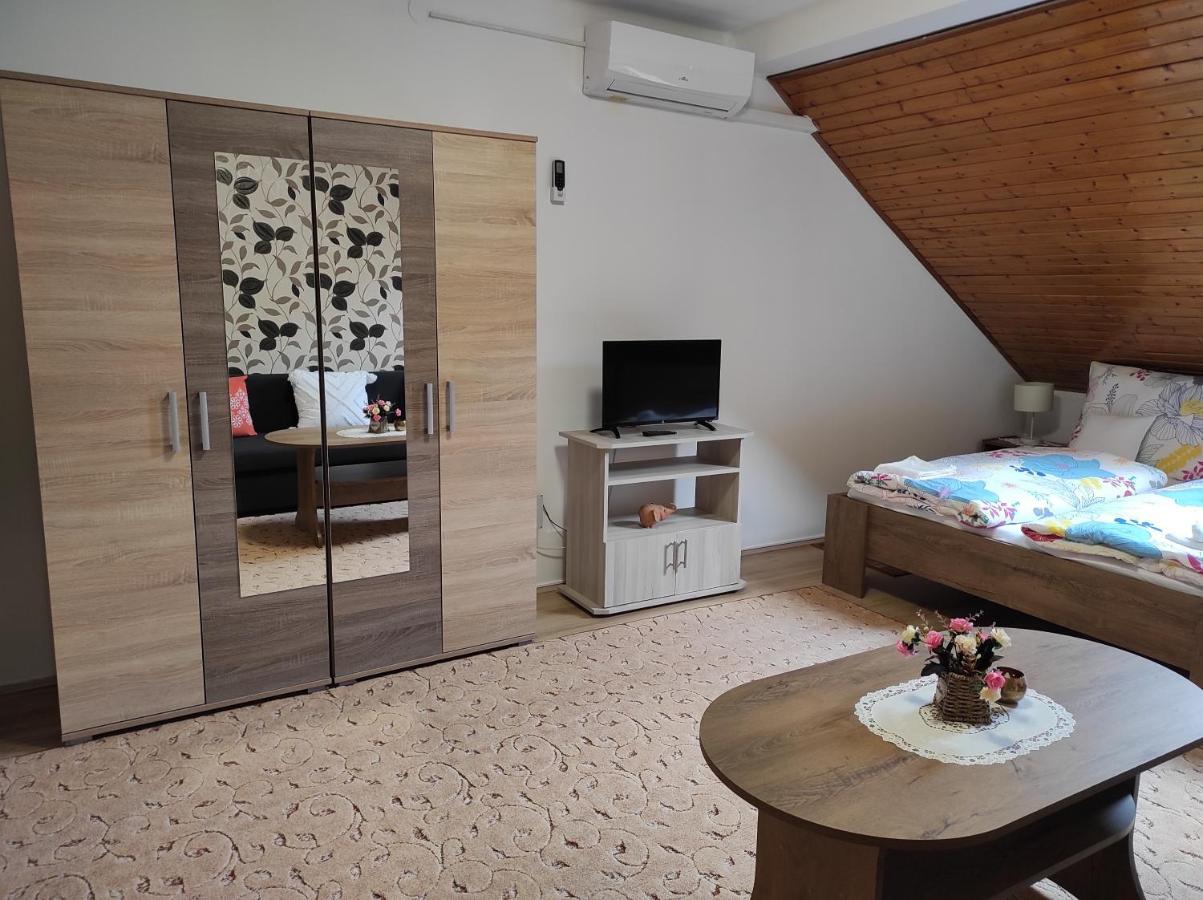 Era Apartman Harkány Exterior foto
